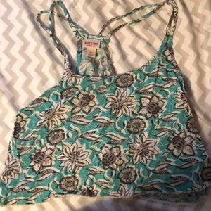 crop top